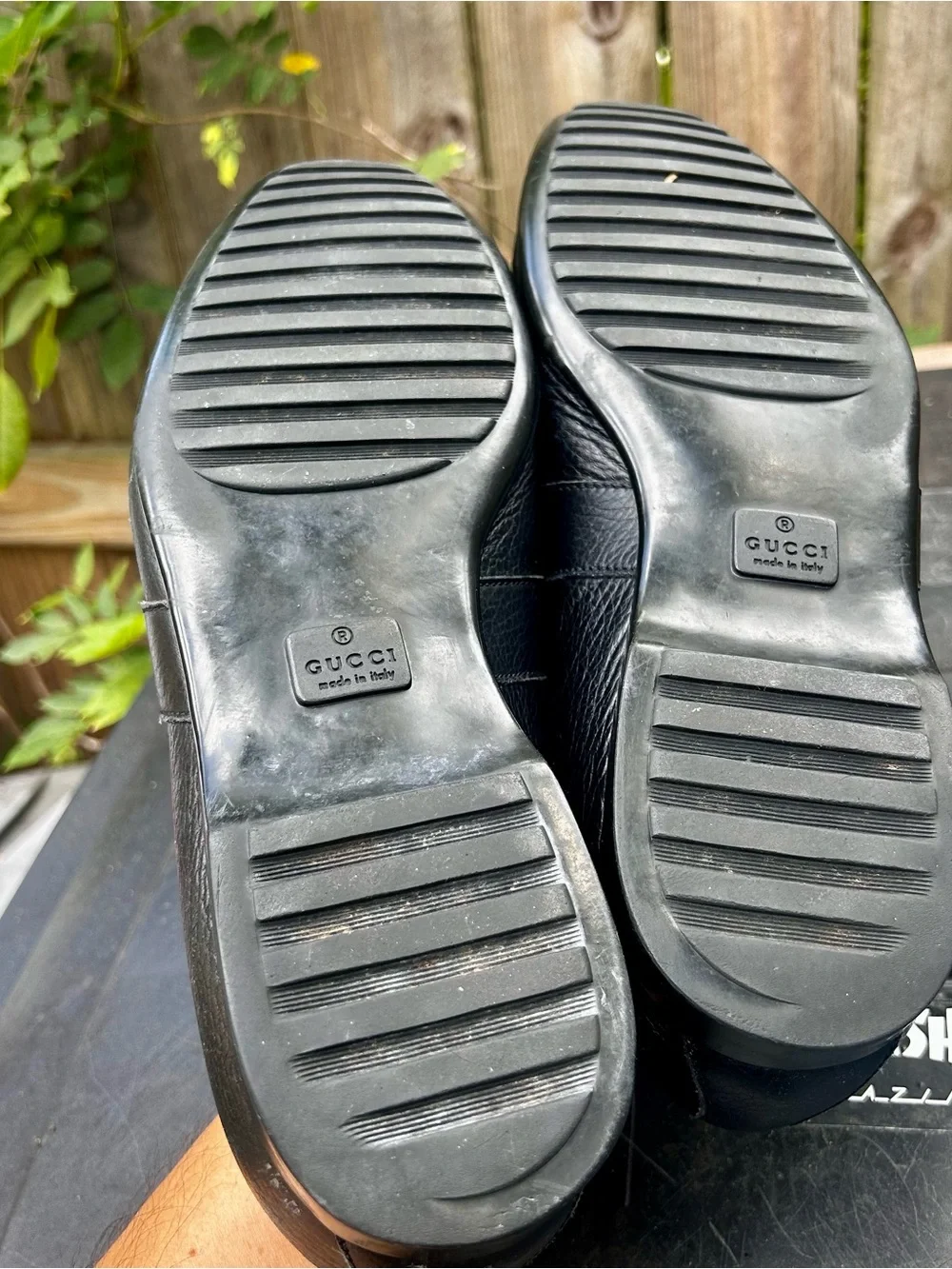 Gucci Black leather horsebit loafer